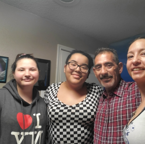 Meet your Posher, Deana - Picture 3 of 16